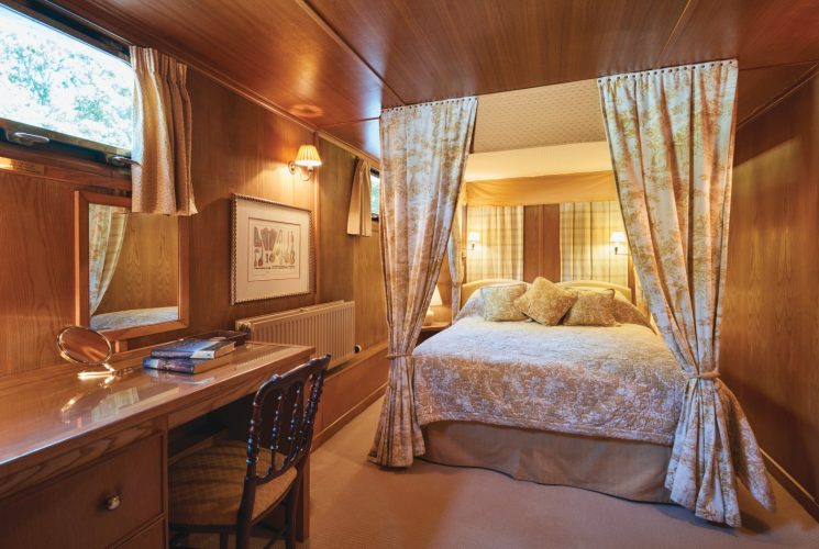 Fleur de Lys Barge Vacations